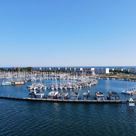 فندق Hausboot فيهمارن المظهر الخارجي الصورة
